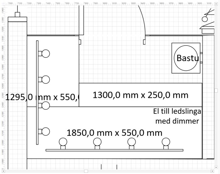 Ritning av ett bastuprojekt med angivna mått, bastuaggregat nära en glasskiva och elinstallationer.