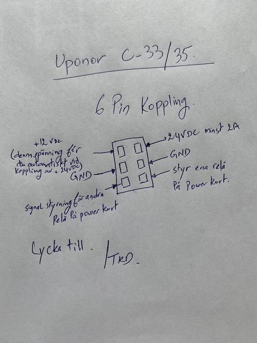 Handskriven skiss av en sexpolig koppling för Uponor C-33/35 med tekniska anmärkningar och instruktioner.