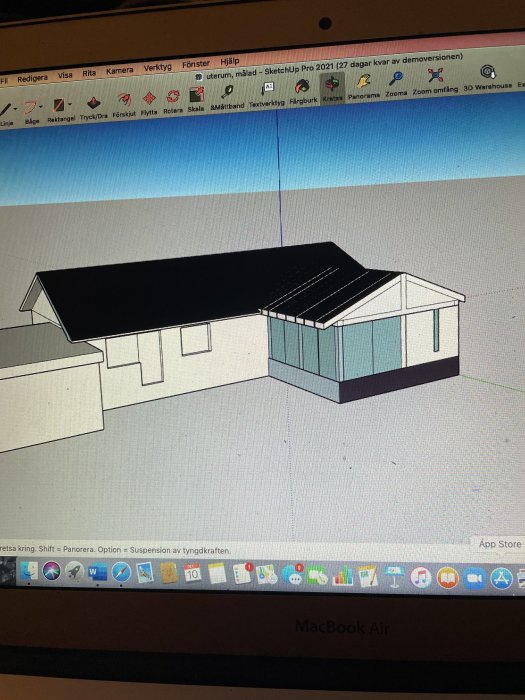 3D-modellering av befintligt hus och planerat uterum med olika taklutningar på sadeltaken.