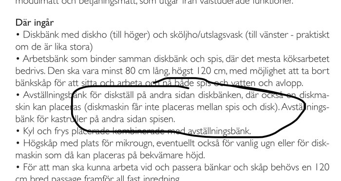 Utdrag ur en renoveringsriktlinje som markerar texten om att diskmaskin inte får placeras mellan spis och diskho.