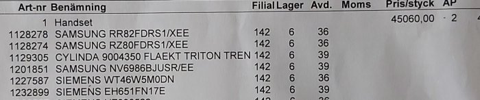 Elektronikfaktura som visar modellnummer och priser på Samsung och Siemens produkter.
