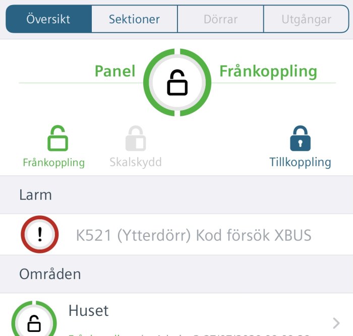 Skärmdump av en säkerhetsapp med en aktiverad larmnotis för "K521 (Ytterdörr) Kod försök XBUS".