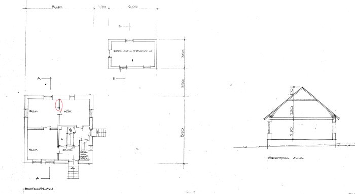 Arkitektritningar av en villa med markerad vägg i rött som användaren överväger att renovera.