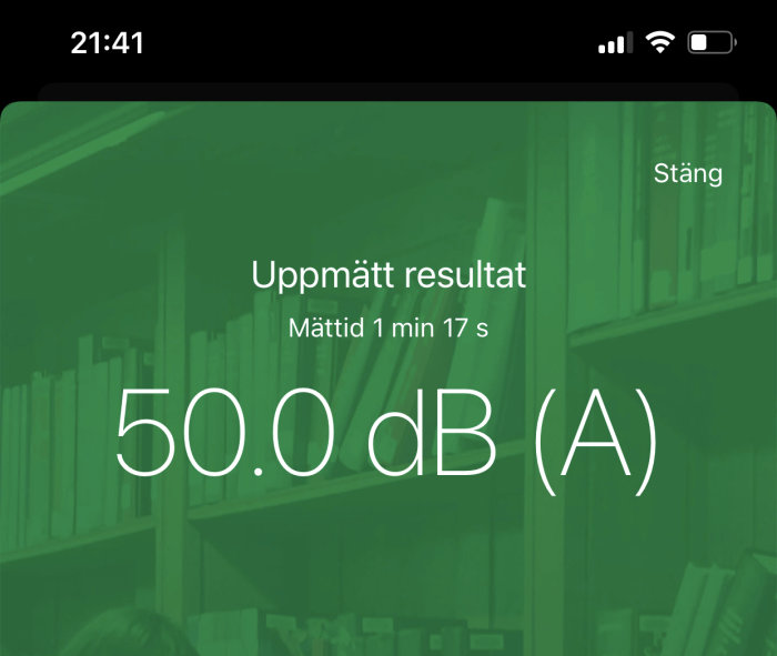 Display som visar ett ljudnivåmätresultat på 50.0 dB (A) över en tidsperiod på 1 minut och 17 sekunder.