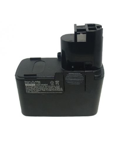 Ett fyrkantigt svart NiCd- eller NiMH-batteri av äldre modell som används i elektroverktyg.