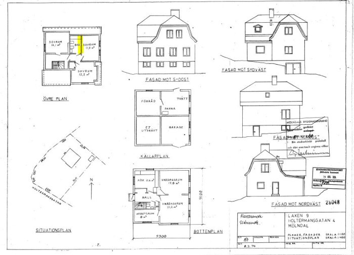 Arkitektritningar av ett hus, överplan med gulmarkerade väggar föreslagna för rivning, samt fasader och planlösningar.