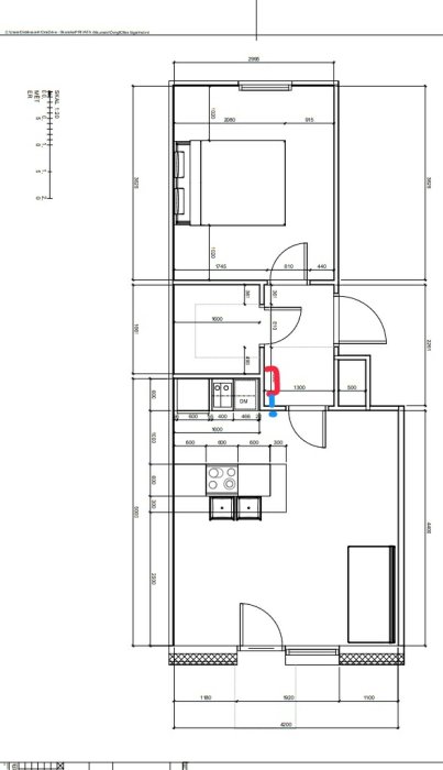 Ritning av lägenhet med markerad befintlig och planerad ventilation i rött och blått.