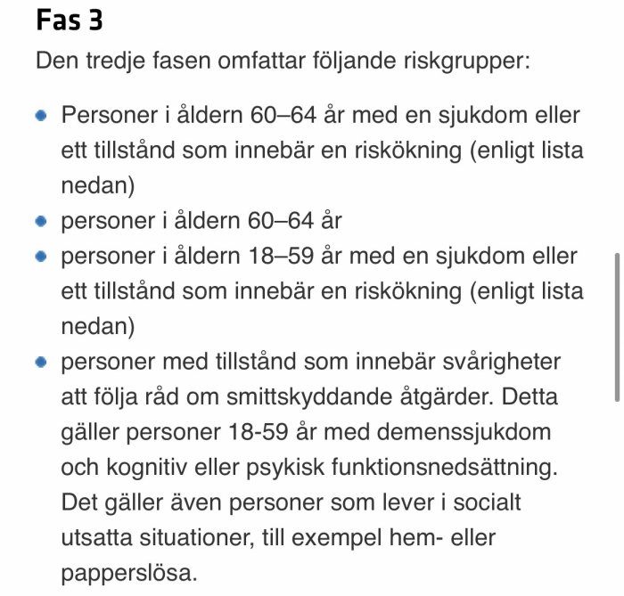 Textdokument som beskriver Fas 3 i ett vaccinationsprogram med olika riskgrupper listade.