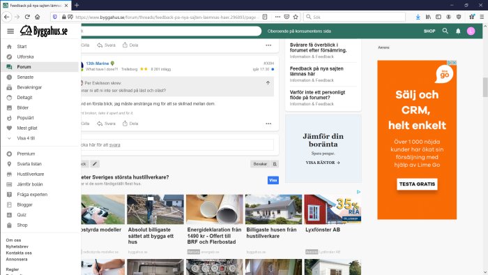 Skärmdump av ett forum med en täckande meny på vänster sida och annonser på höger, vilket stör läsbarheten.
