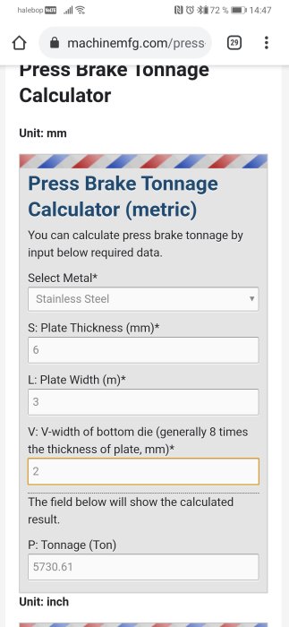 Skärmavbild av en kalkylator för pressbromsning som visar inställningar för bockning av 3 meter bred rostfri stålplåt.