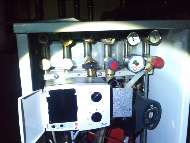 2011-12-18 20.13.30.jpg