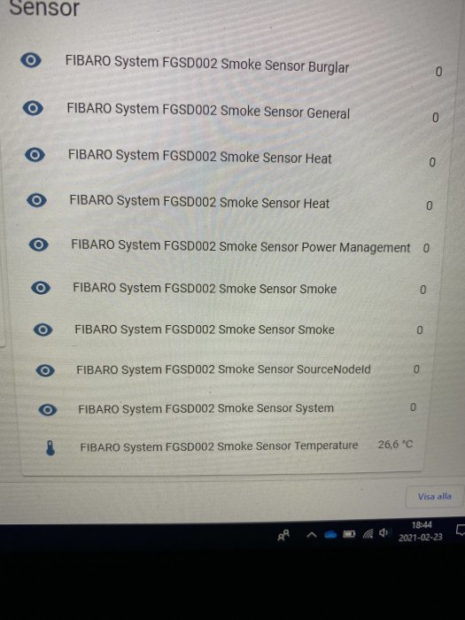 Skärmdump av Homme Assistant gränssnitt med listade Fibaro rökdetektor sensorer och deras statusvärden.