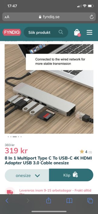 8-i-1 USB-C multipporthub ansluten till en laptop med olika kablar och kortinsatser.