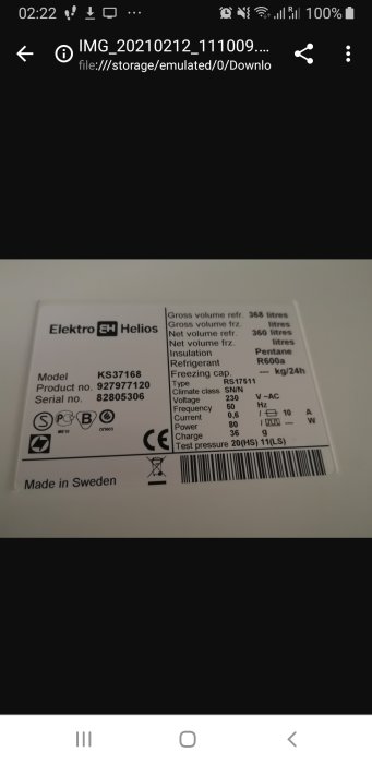 Etikett med specifikationer för Elektro Helios produkt inklusive modell, produkt- och serienummer samt tekniska detaljer. Made in Sweden.