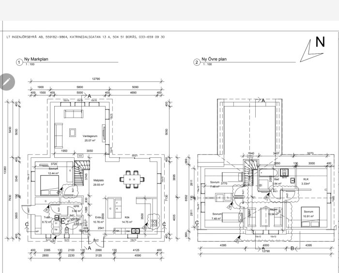 Arkitektritningar av en tvåvåningsbyggnad med måttmarkeringar för planering av tak.