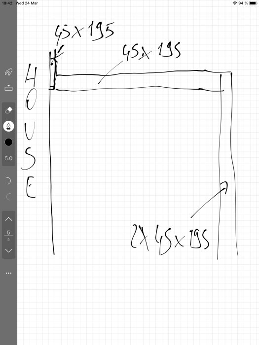 Handritad skiss med måttangivelser för en byggkonstruktion, texten "HOUSE" och olika streck och pilar.