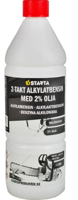 Flaska med Starta 2-Takt Alkylatbensin med 2% olja för trädgårdsmaskiner.