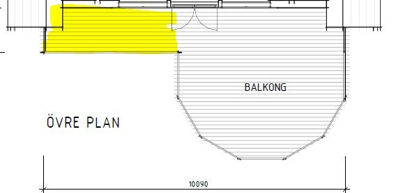 Ritning av övre plan med en balkong och en gulmarkerad yta som avser framtida utbyggnad.