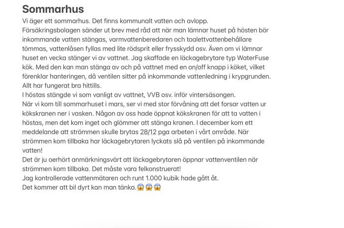 Skärmdump av en text om en erfarenhet av att äga ett sommarhus med kommunalt vatten och avlopp, inklusive tips och problem.