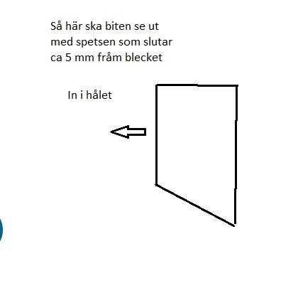 Illustration av en träbit som ska passa in i ett hål med en spets som sticker ut 5 mm.