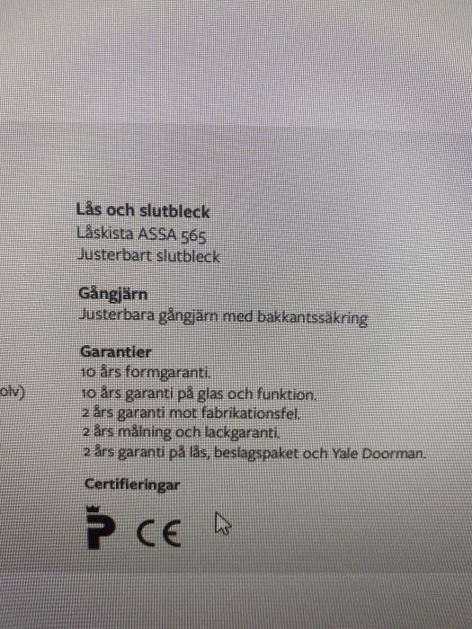 Skärmavbild av en produktbeskrivning för ett lås och justerbart slutbleck, inklusive garantier och certifieringar.