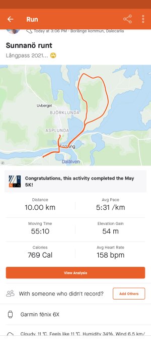 Skärmavbild av löpaktivitet med kartspår, distans 10 km, tid och kaloriförbränning från träningsapp.