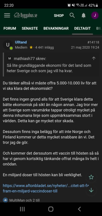 Skärmdump från diskussionsforum visar en konversation om ekonomisk strategi och vaccindoser relaterade till Sverige.