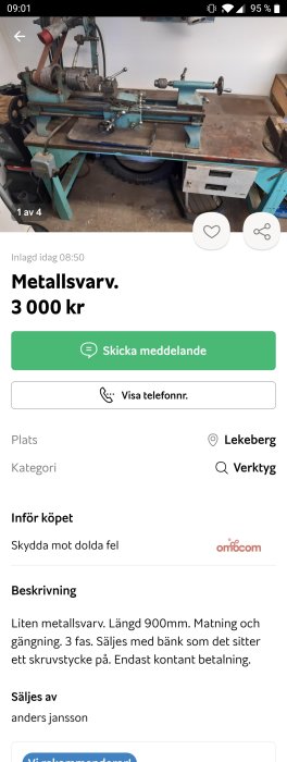 Begagnad blå metallsvärv monterad på arbetsbänk med skruvstycke och verktyg, visad i en säljesannons.