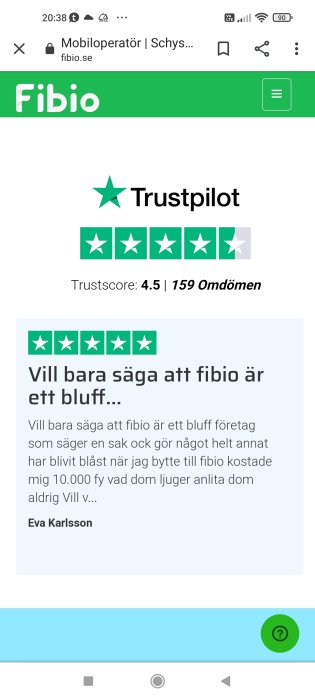 Skärmdump från mobil visar webbsida med negativt kundomdöme om företaget Fibio på Trustpilot.