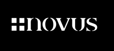 Logotyp för Novus Group International på svart bakgrund.