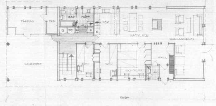 Arkitektonisk ritning av en bostadsplan med måttangivelser och rumsmarkeringar.