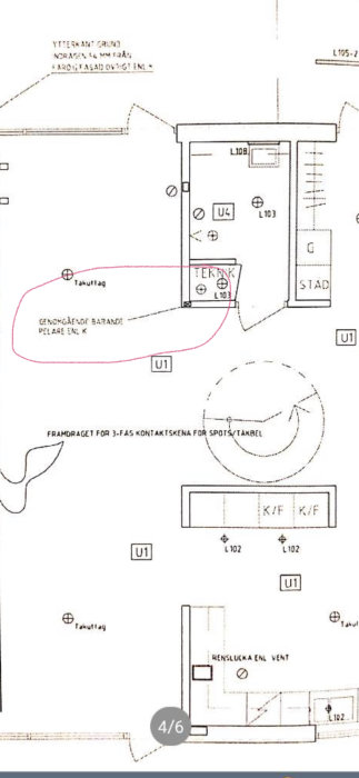 Ritning av bostad med markerad bärande pelare och potentiellt bärande vägg för renovering.