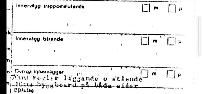 Svartvit bild av dokument med text om innerväggar, märkt "bärande" och "icke-bärande".