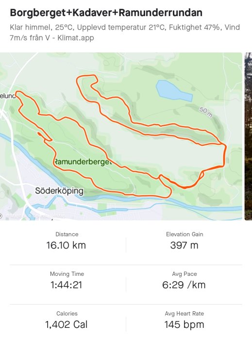 Kartbild över en löprunda på 16,10 km med höjddata och löpstatistik som distans, tempo och kaloriförbränning.