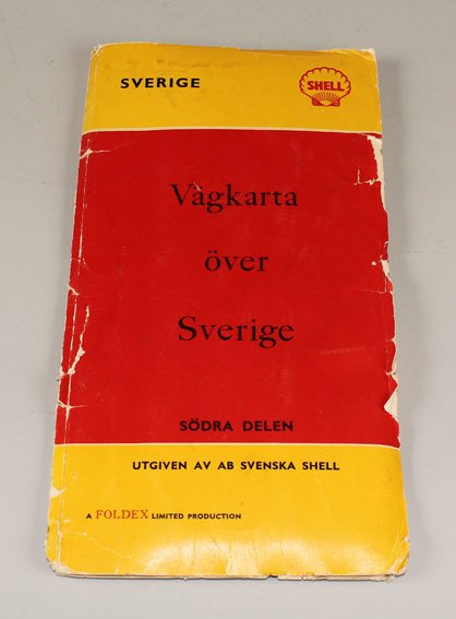 Gammal sliten vägkarta över södra Sverige från Svenska Shell.