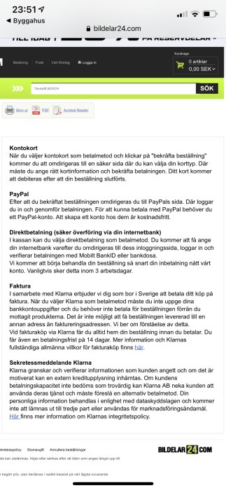 Skärmdump av betalningsalternativ på en webbplats, inkluderar kontokort, PayPal, direktbetalning och Klarna-faktura.