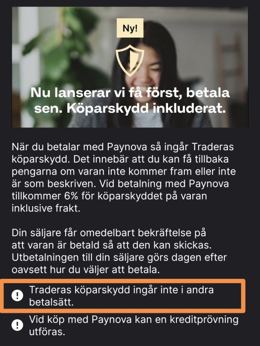 Informationsgrafik som beskriver lansering av köparskydd för betalningstjänsten med en suddig bakgrund på en glad person.