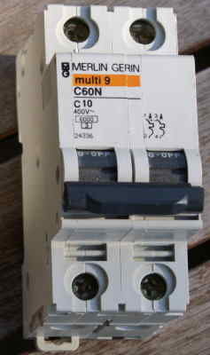 merlin-gerin2x10A.jpg