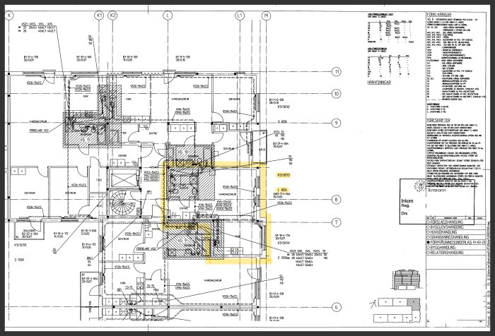 Arkitektonisk planritning av en byggnad med markerade VVS-områden i gult.