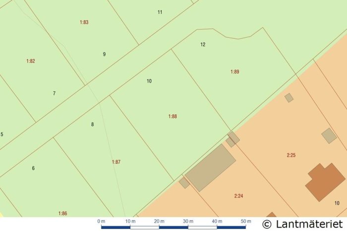 Kartbild som visar tomtindelning med numrerade tomter 9-13 och omgivande strukturer.