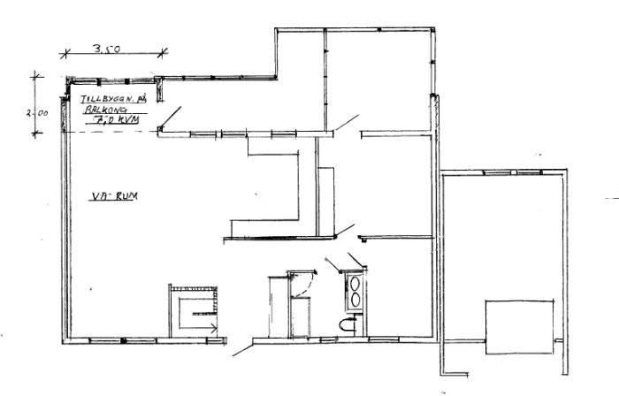 Arkitektonisk ritning av ursprunglig och nuvarande planlösning för ett Myresjöhus från 1978.