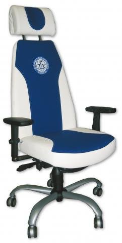 Ergonomisk kontorsstol i blått och vitt med justerbara armstöd och hjul.