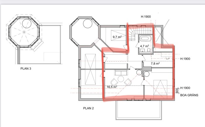 Arkitektritningar över husets plan 2 och 3, med röd markering runt befintliga strukturer.