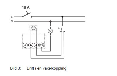 Elektriskt schema för drift i en växelkoppling med markerade bruna och orangea ledare.