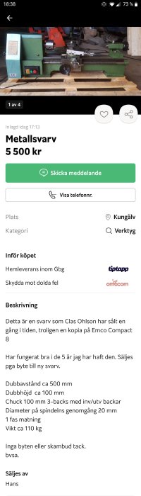 Grön metallsvärv placerad på en träpall som visas i en säljesannons.