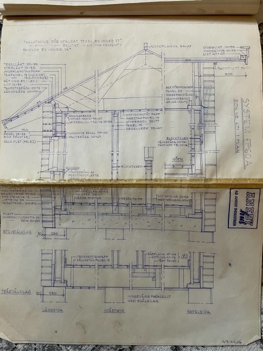 Detaljerad arkitektonisk ritning med sektioner av en byggnad konstruerad i betong, inklusive mått och materialspecifikationer.