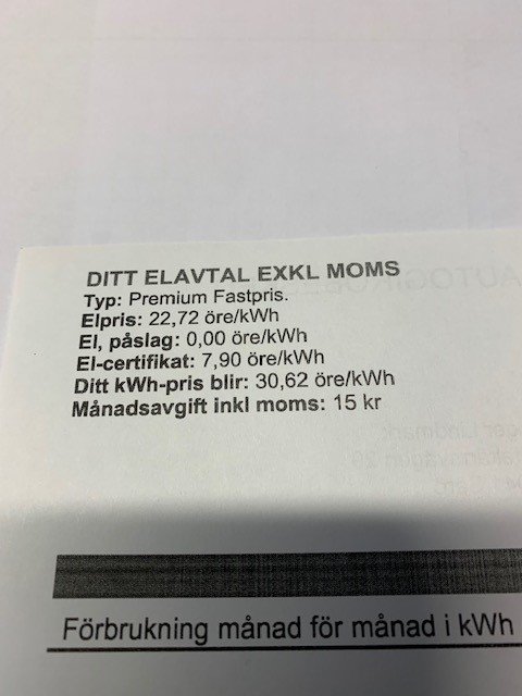 Bild på ett elavtal med fastpris som visar elpriset per kWh, påslag, el-certifikat och månadsavgift.