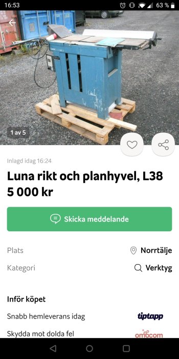 Begagnad blå Luna rikt och planhyvel L38 på pall utomhus.