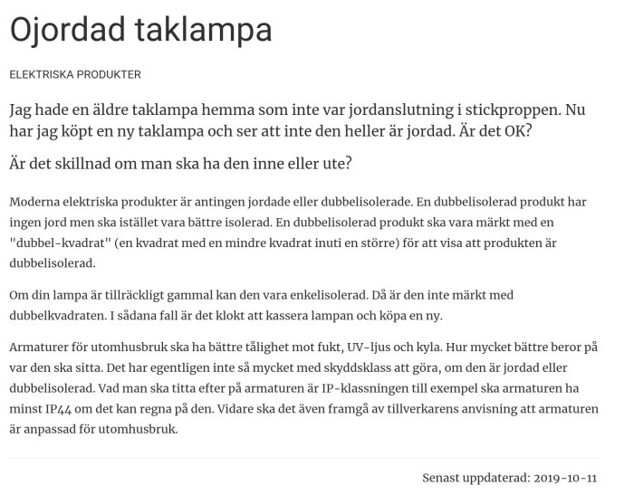 Skärmklipp av en diskussion om ojordade taklampor från ett byggnadsforum.