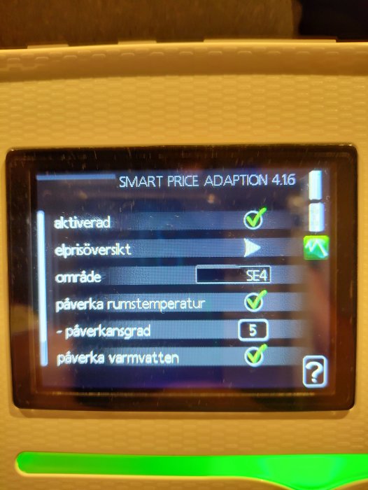 Skärmdisplay för Nibe Uplink som visar "Smart Price Adaption" aktiverat och energiprisöversikt.